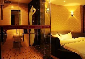 Lucky 5 Million Express Hotel Yuxi Kunming Exterior foto